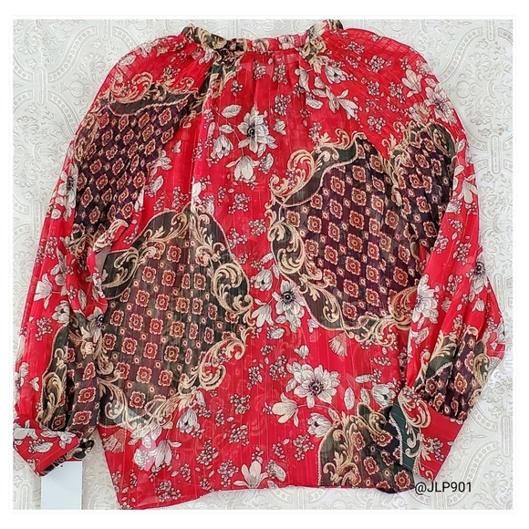 ᴢᴀʀᴀ sʜᴇᴇʀ ᴛᴏᴘ - Picture 3 of 7